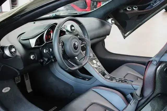 Gebraucht McLaren 650S 650 PS (478 kW) 2015 Storm grey Cabrio