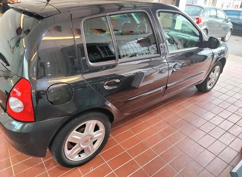 Gebraucht Renault Clio II Campus 75 PS (55 kW) 2010 Schwarz Kleinwagen