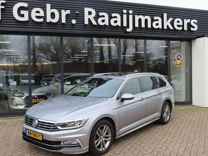 Gebraucht VW Passat Highline 120 PS (88 kW) 2018 Grau Kombi