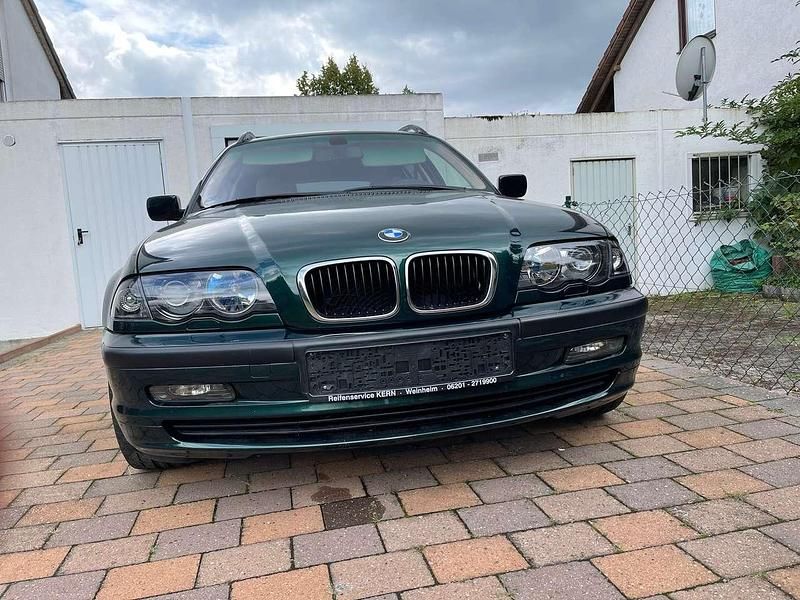 Usata BMW 320 150 CV (110 kW) 2000 Verde Station wagon