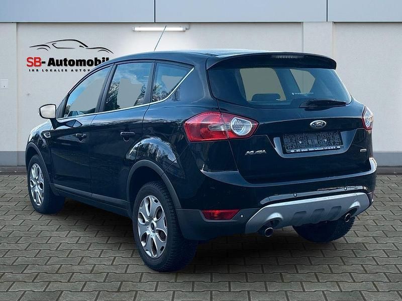 Gebraucht Ford Kuga Trend 136 PS (100 kW) 2010 Schwarz SUV
