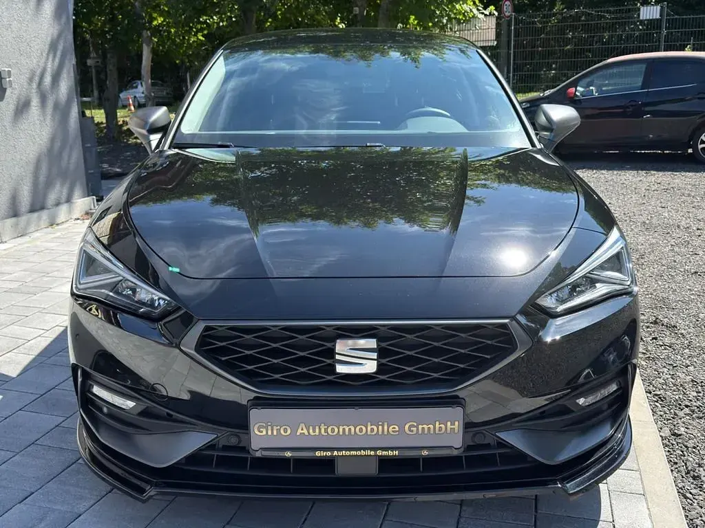 Gebraucht Seat Leon FR 150 PS (110 kW) 2021 Schwarz Limousine