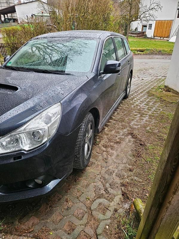 Gebraucht Subaru Legacy 150 PS (110 kW) 2014 Schwarz Kombi