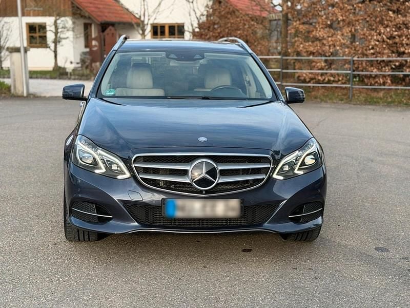 Second-hand Mercedes E350 258 CP (189 kW) 2014 Albastru Break