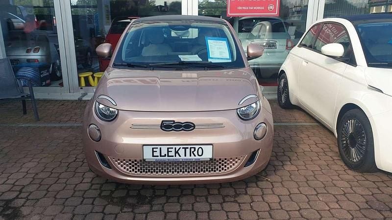Gebraucht Fiat 500e Icon 86 kW (118 PS) 2022 Gold Cabrio