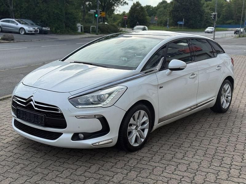 Weiß Gebraucht 2013 Citroën DS5 Business Class Kleinwagen | 5.900 € (Superpreis) - Bild 1/4
