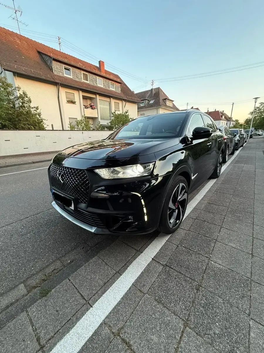 Gebraucht DS Automobiles DS7 Crossback Performance 180 PS (132 kW) 2019 Schwarz SUV