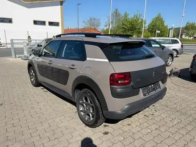Gebraucht Citroën C4 Cactus SELECTION 82 PS (60 kW) 2016 Andere Kleinwagen