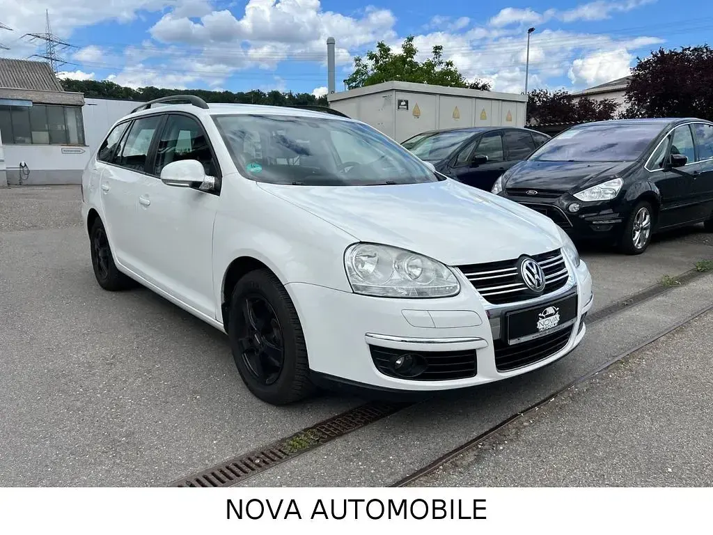 Gebraucht VW Golf VI 102 PS (75 kW) 2009 Weiß Kleinwagen