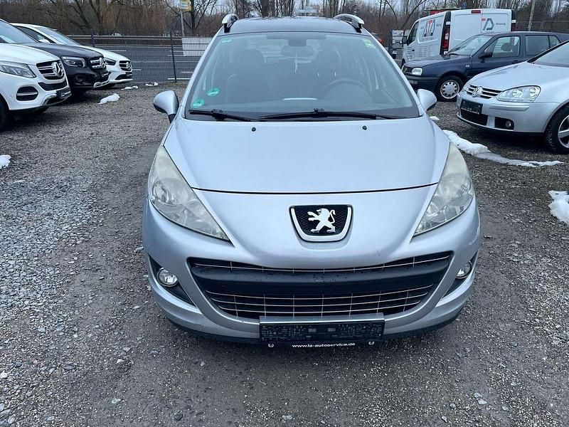 Lackierung alkier Gebraucht 2012 Peugeot 207 Premium Kombi | 2.350 € (Guter Preis) - Bild 1/4
