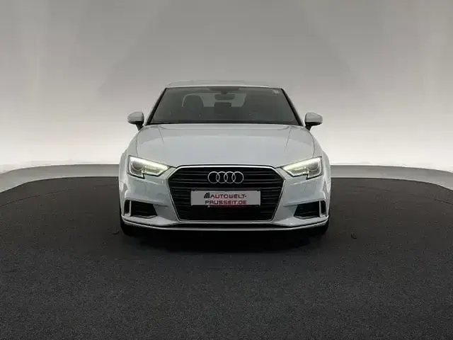 Gebraucht Audi A3 S-Line 150 PS (110 kW) 2018 Weiß Limousine