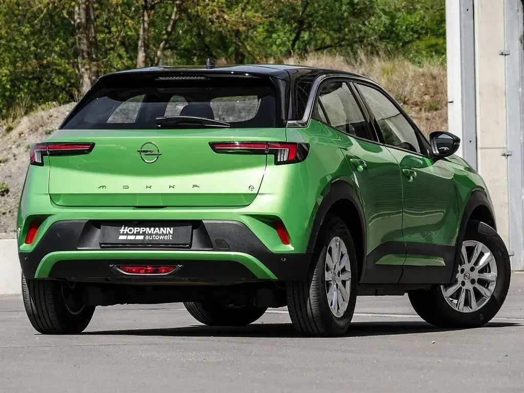 Gebraucht Opel Mokka-e Edition 100 kW (136 PS) 2022 Matcha grün (metallic) SUV