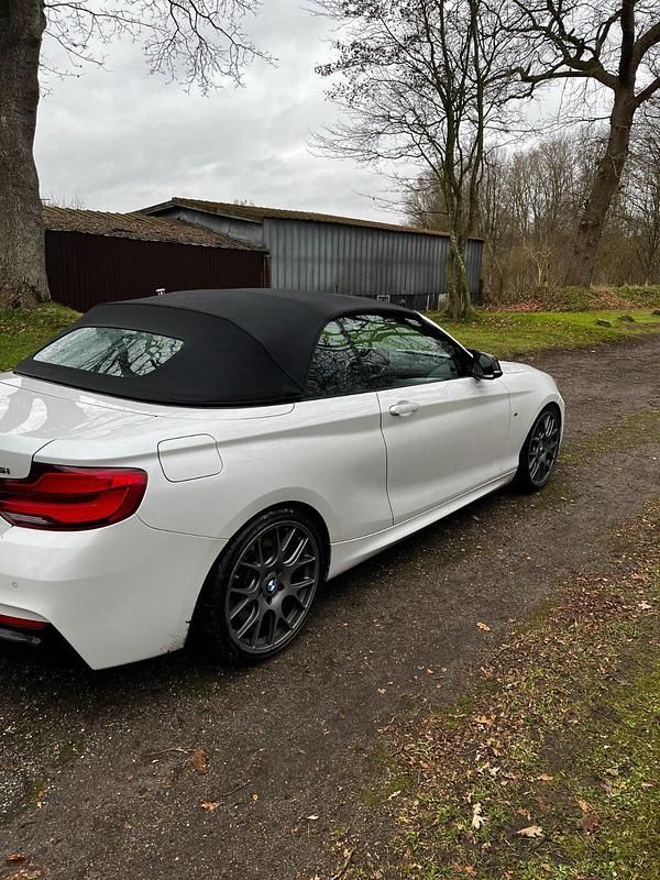 Gebraucht BMW M235 326 PS (239 kW) 2015 Weiß Cabrio