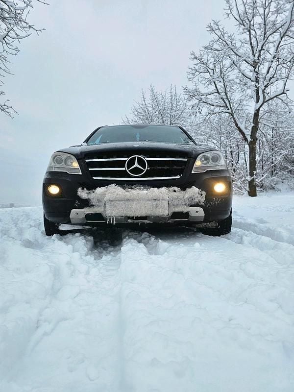 Gebraucht Mercedes ML350 272 PS (200 kW) 2008 Blau SUV