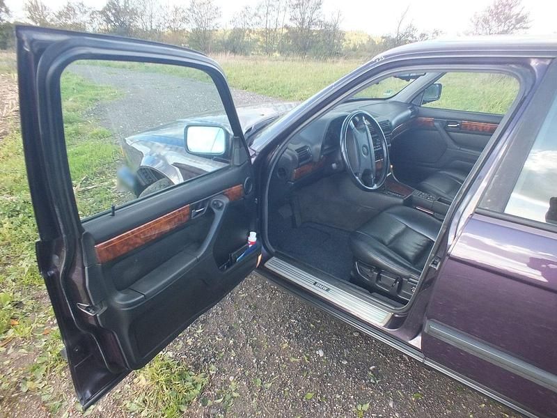 Second-hand BMW 730 218 CP (160 kW) 1994 Mov Berlinǎ