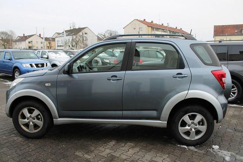 Gebraucht Daihatsu Terios 105 PS (77 kW) 2008 Blau SUV