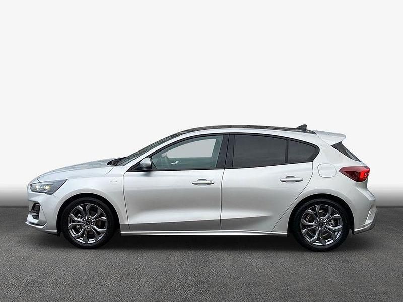 Gebraucht Ford Focus ST-Line X 155 PS (114 kW) 2024 Moondust silber metallic Limousine