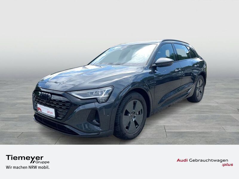 Grau Gebraucht 2023 Audi Q8 e-tron Advanced SUV | 51.390 € (Superpreis) - Bild 1/4