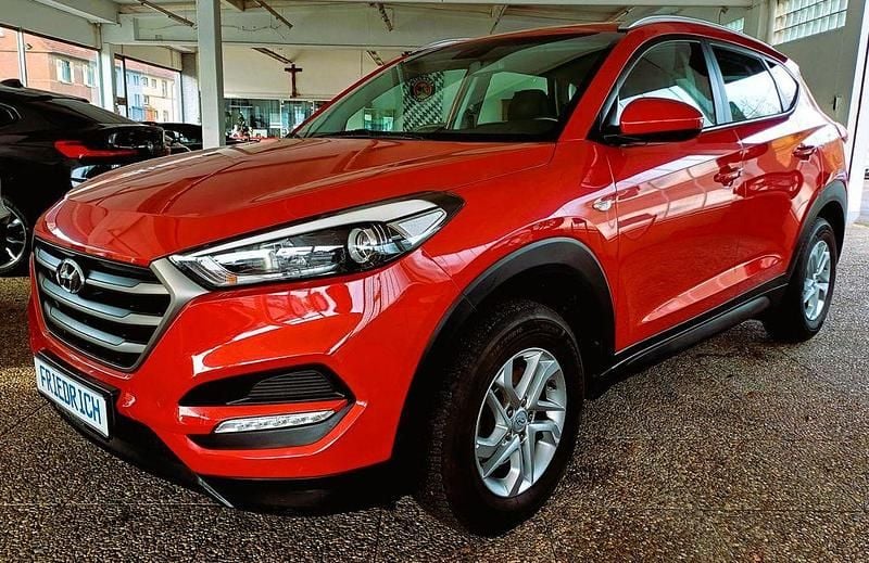 Gebraucht Hyundai Tucson Classic 132 PS (97 kW) 2017 Rot SUV