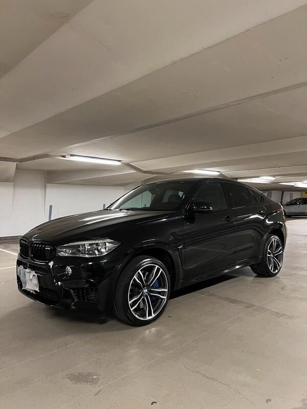 Schwarz Gebraucht 2015 BMW X6 M SUV | 33.499 € (Fairer Preis) - Bild 1/4