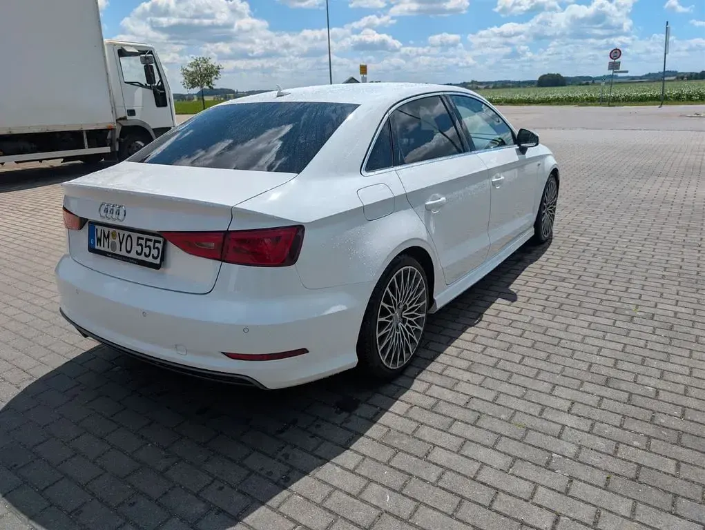 Gebraucht Audi A3 S-Line 125 PS (91 kW) 2016 Weiß Limousine