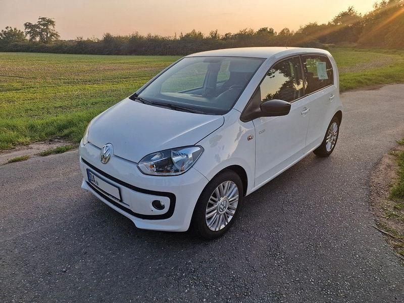 Weiß Gebraucht 2014 VW up! move up! Kleinwagen | 5.700 € (Fairer Preis) - Bild 1/4