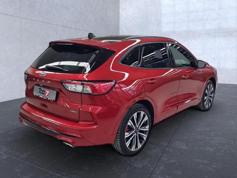 Gebraucht Ford Kuga ST-Line X 224 PS (164 kW) 2022 Lucidrot (metallic) SUV
