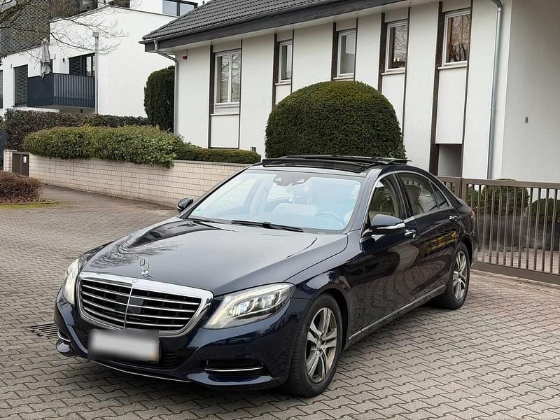 Gebraucht Mercedes S400 333 PS (244 kW) 2016 Blau Limousine