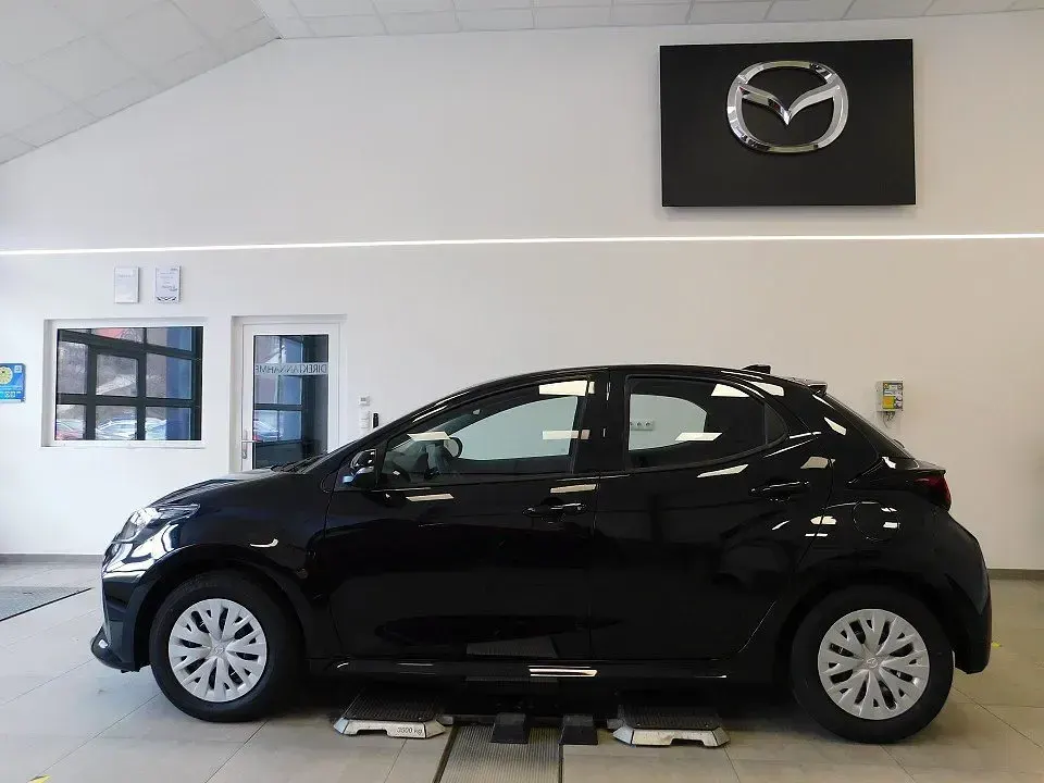 Gebraucht Mazda 2 Prime-Line 116 PS (85 kW) 2025 Grau Limousine