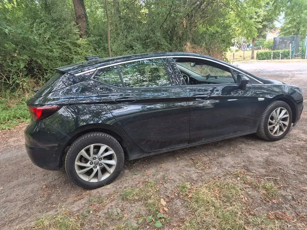 Gebraucht Opel Astra Business 136 PS (100 kW) 2018 Schwarz Limousine