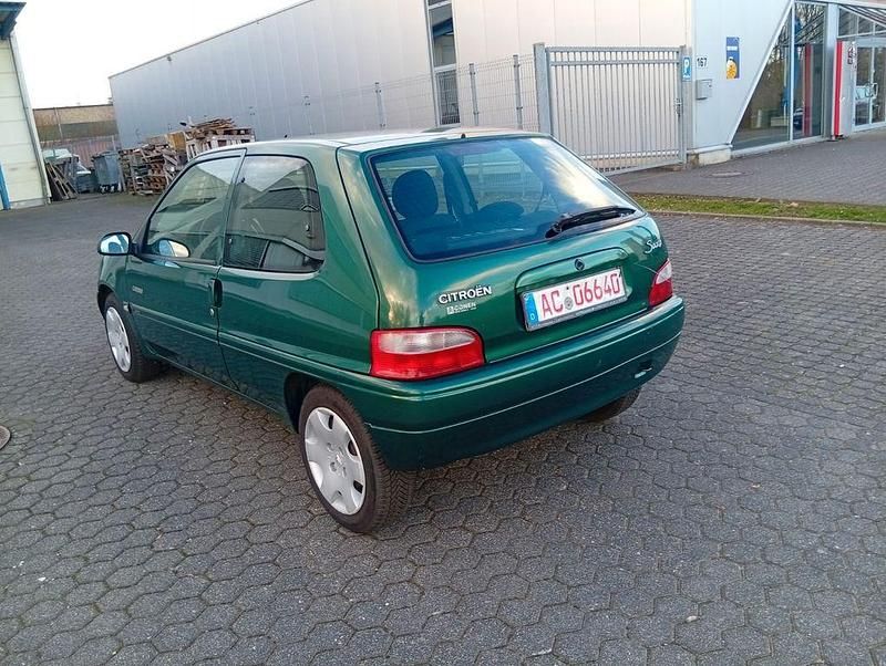Gebraucht Citroën Saxo Tonic 60 PS (44 kW) 2001 Grün Kleinwagen