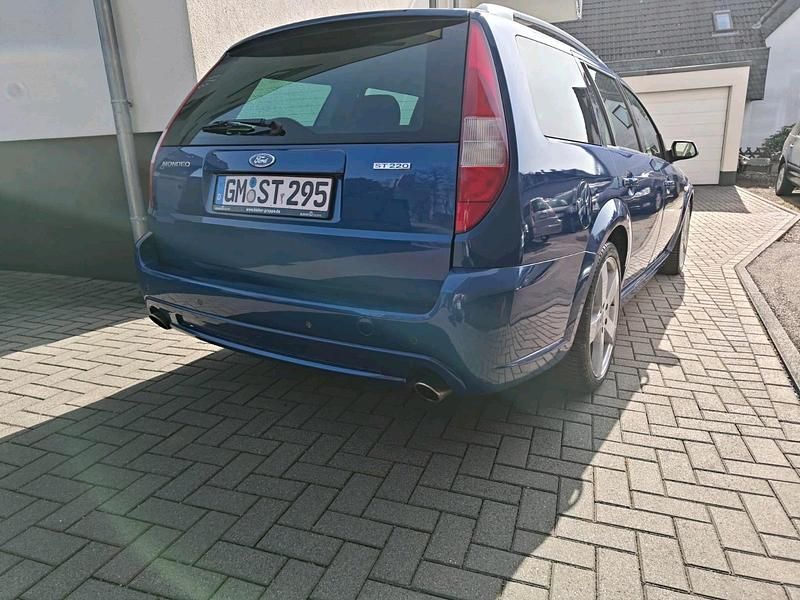 Gebraucht Ford Mondeo ST 226 PS (166 kW) 2003 Blau Kombi