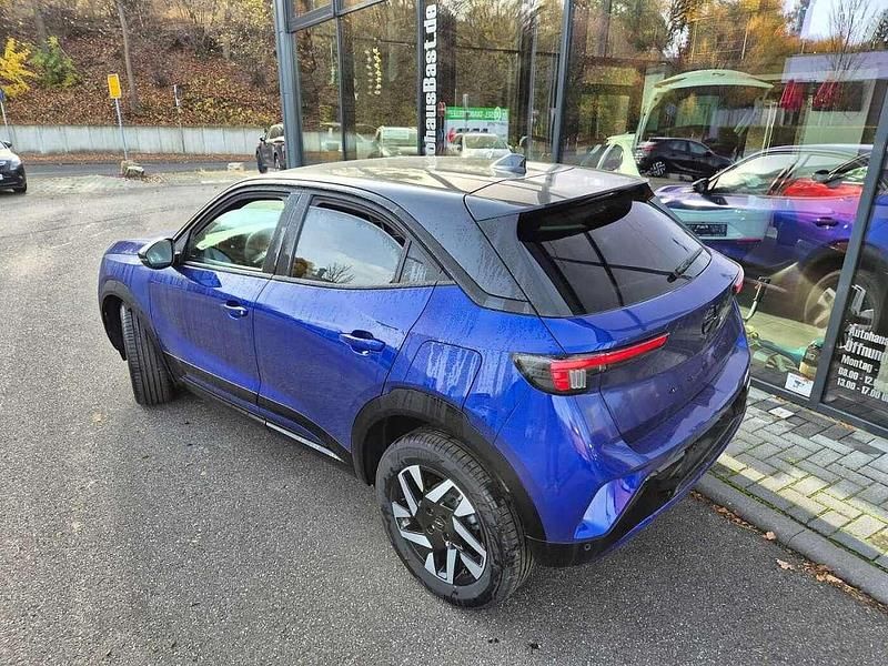 Neu Opel Mokka 131 PS (96 kW) 2026 Blau SUV