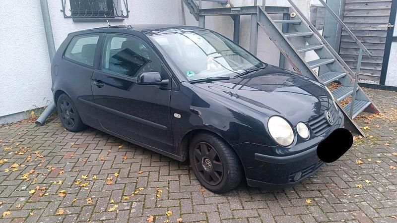 Schwarz Gebraucht 2002 VW Polo Kleinwagen | 700 € (Fairer Preis) - Bild 1/4