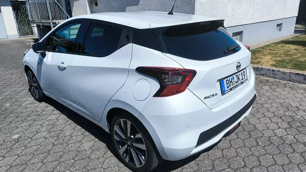 Gebraucht Nissan Micra Tekna 90 PS (66 kW) 2017 Weiß Kleinwagen