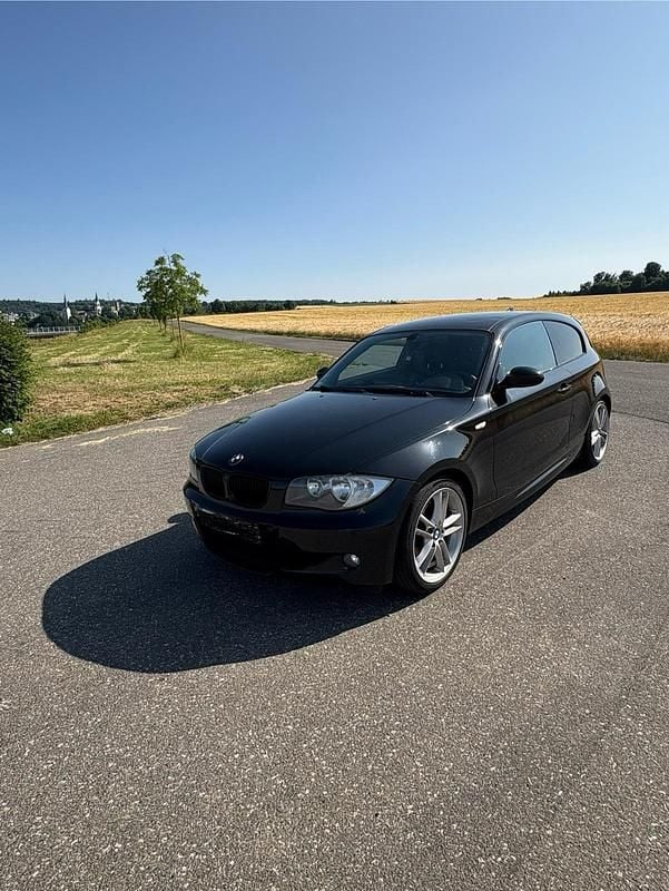 Schwarz Gebraucht 2009 BMW 118 Coupé M Sport Coupé | 3.400 € (Guter Preis) - Bild 1/4