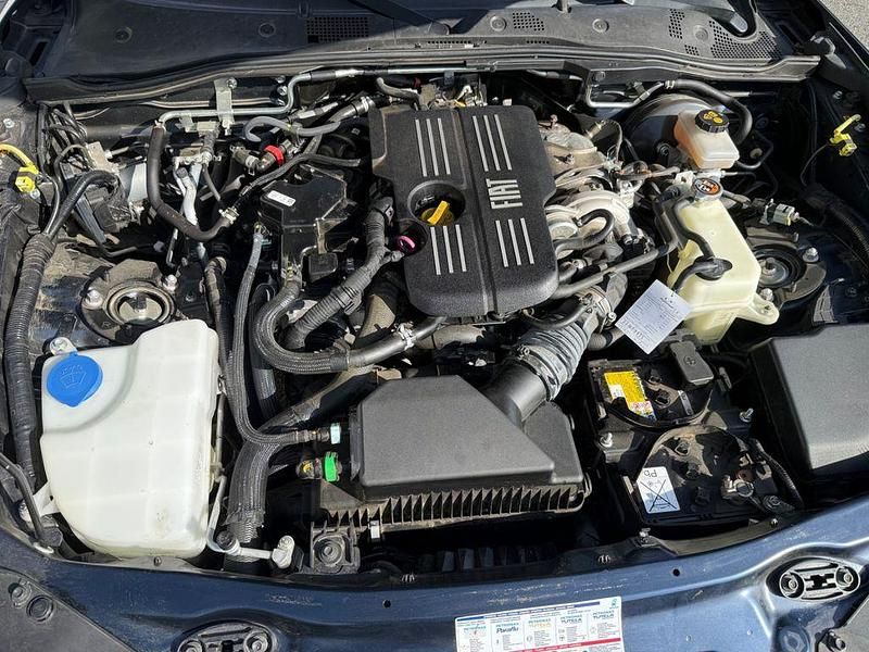 Gebraucht Fiat 124 Spider 140 PS (102 kW) 2018 Blau Cabrio