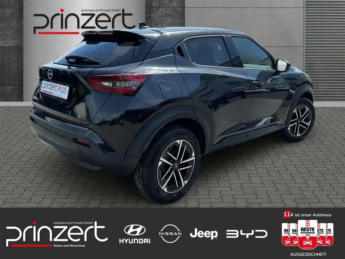 Neu Nissan Juke N-Connecta 114 PS (83 kW) 2026 Gatg pearl black schwarz SUV