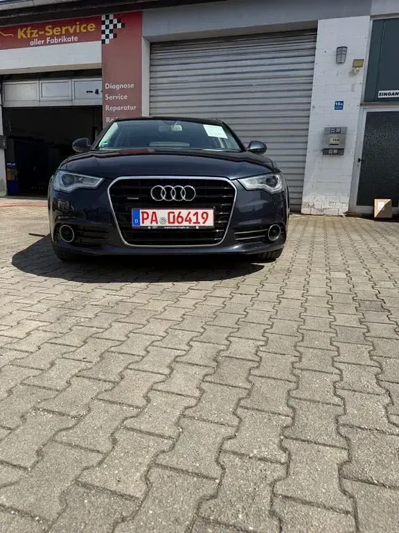Gebraucht Audi A6 204 PS (150 kW) 2013 Blau Kombi