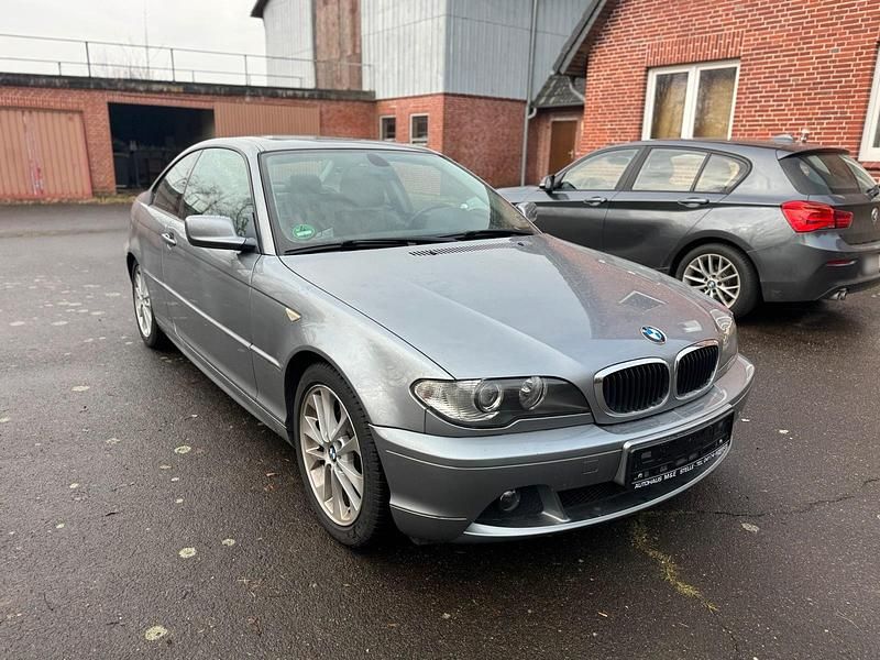 Gebraucht BMW 318 105 PS (77 kW) 2003 Grau Coupé