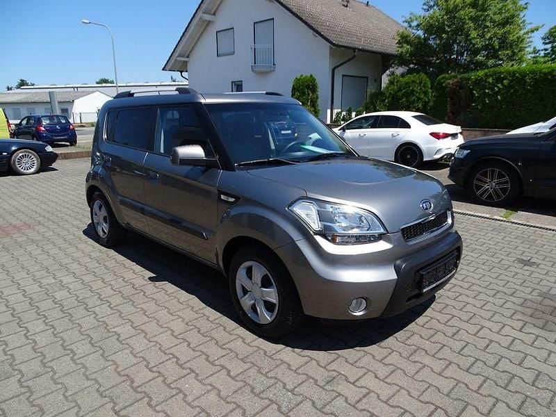 Silber Gebraucht 2009 Kia Soul Spirit SUV | 4.490 € (Guter Preis) - Bild 1/4