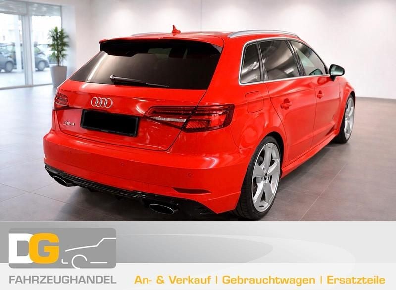 Gebraucht Audi RS3 Sportback Advanced 400 PS (294 kW) 2018 Rot Kleinwagen