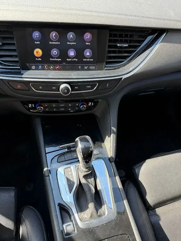 Gebraucht Opel Insignia Business Innovation 165 PS (121 kW) 2018 Grau Kombi