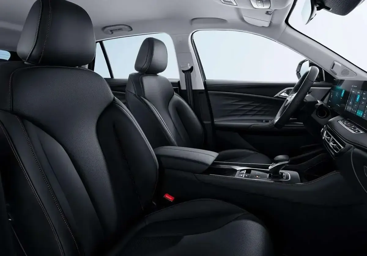 Nowe MG HS Luxury 224 KM (164 kW) 2026 Srebrny SUV