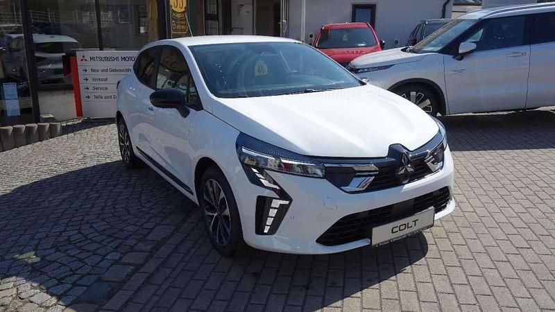 Neu Mitsubishi Colt Plus 143 PS (105 kW) 2025 Antarktisweiß Kleinwagen