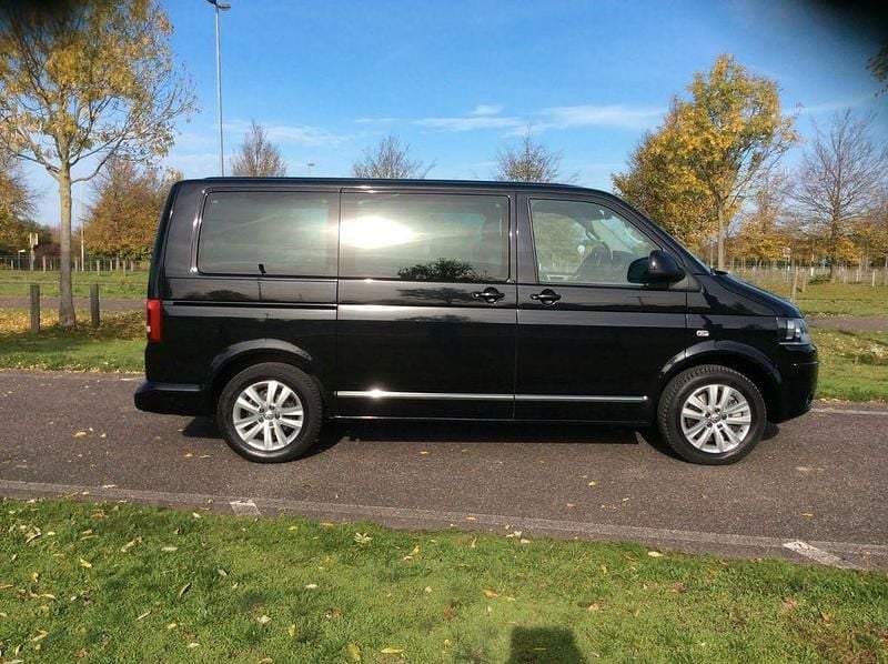 Second-hand VW T5 179 CP (131 kW) 2015 Negru Van