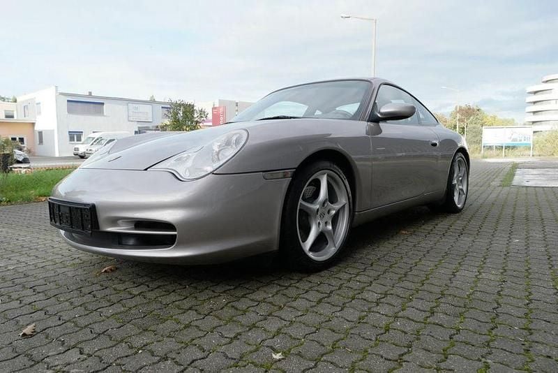 Silber Gebraucht 2003 Porsche 911 Carrera Coupé | 37.900 € (Guter Preis) - Bild 1/4