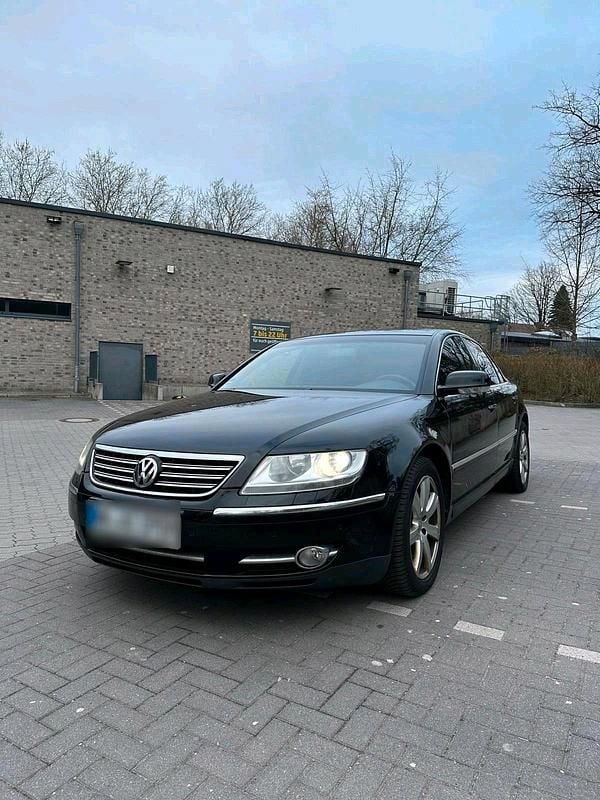 Usado VW Phaeton 239 HP (175 kW) 2010 Preto Sedan