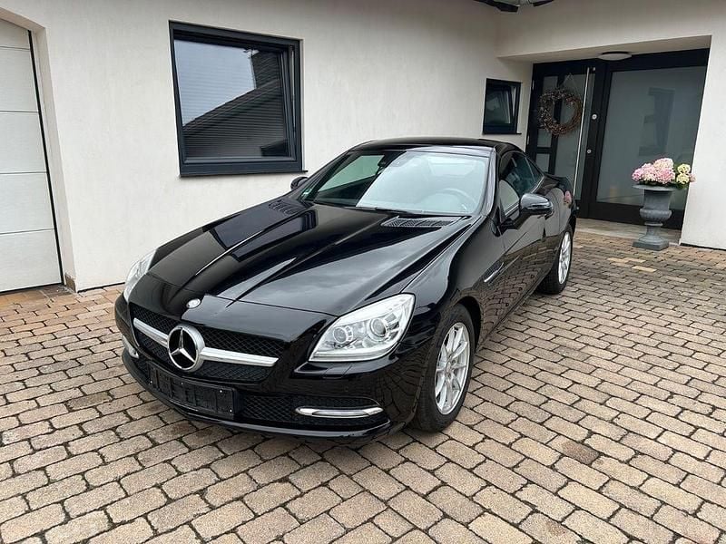 Gebraucht Mercedes SLK200 184 PS (135 kW) 2011 Schwarz Cabrio
