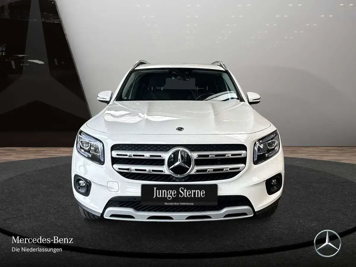Gebraucht Mercedes GLB200 Style 150 PS (110 kW) 2022 Weiß SUV